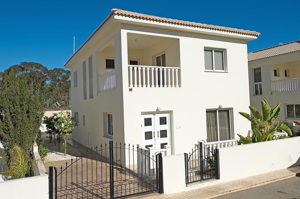 Hara Nissi Beach Villas Agia Napa Zimmer foto