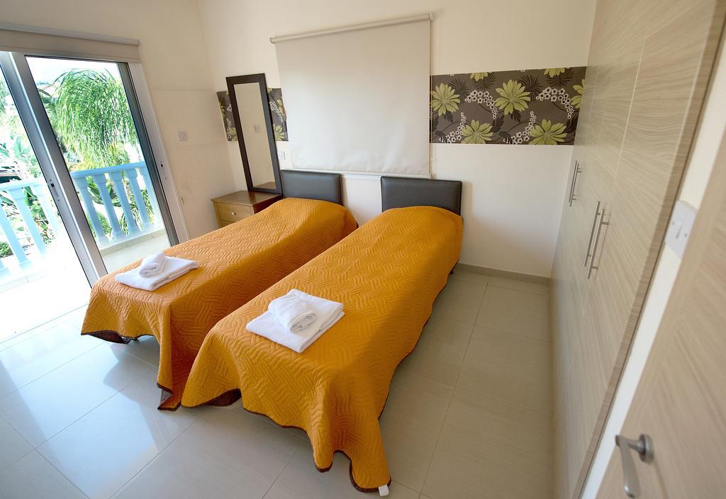 Hara Nissi Beach Villas Agia Napa Exterior foto